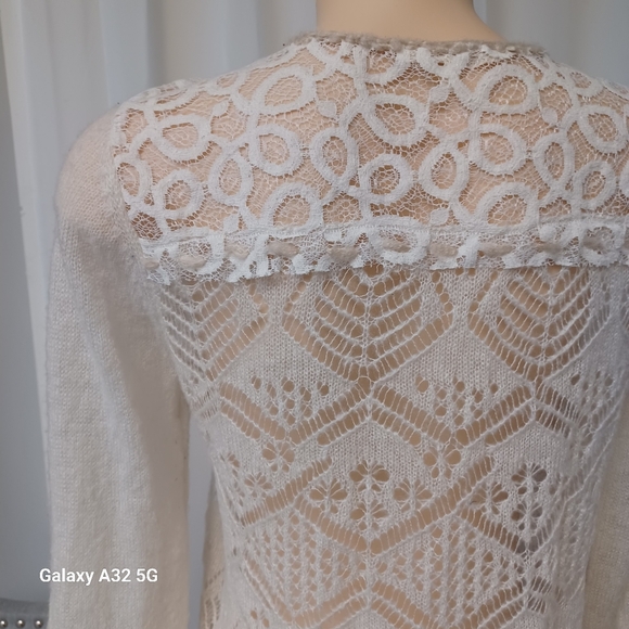 Mystree Size M Elegant Lace Cardigan - Picture 5 of 11
